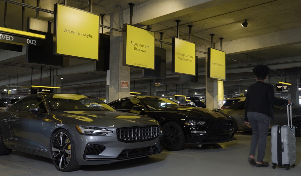 Hertz ha perdido 1.300 millones de dólares y tiene claro quién es el principal responsable: el coche eléctrico 