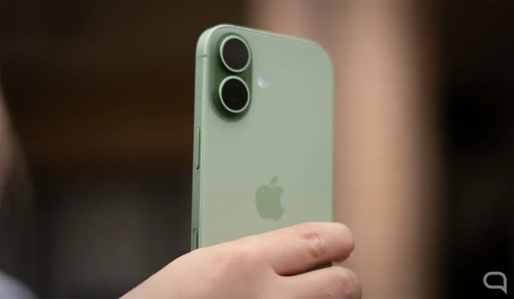 iPhone 17